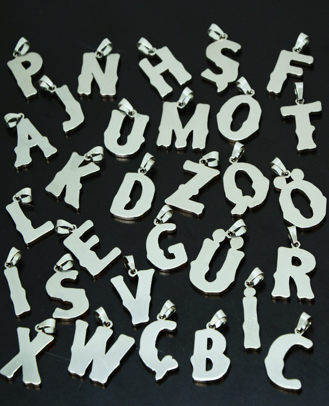 Silver-Kemik-Harf-Kolyeucu-KAPAK